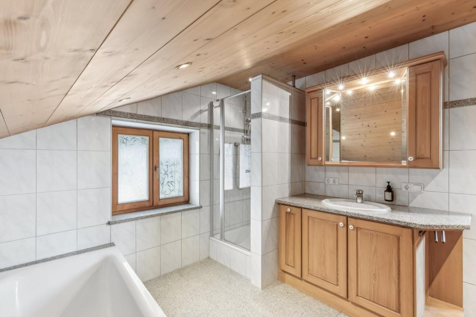 Casa Primavera - Grosse Stadtvilla Im Zentrum Miesbachs Zewnętrze zdjęcie